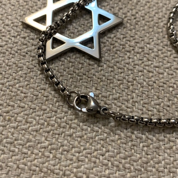 Star Of David/Jewish Star with Chanin 22” Stainless Steel - Picture 3 of 3